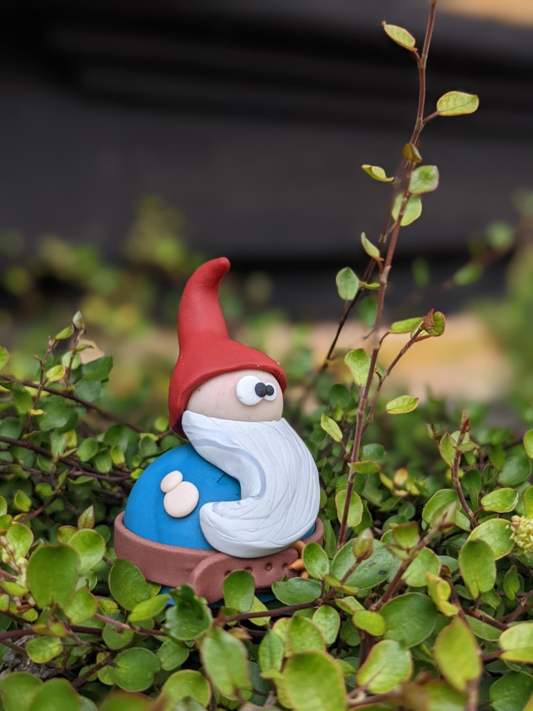 petit nain de jardin en AdOo argile polymère