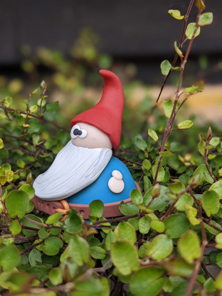 petit nain de jardin en AdOo argile polymère