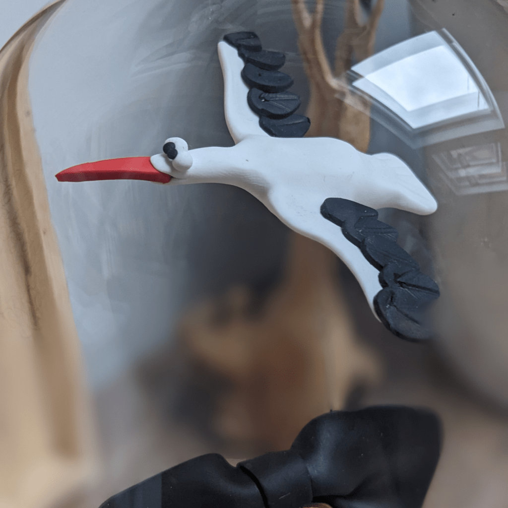 racing club de Strasbourg en argile polymère, supportrice d'honneur avec cigogne